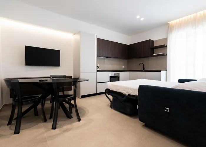 Lenuccia Home